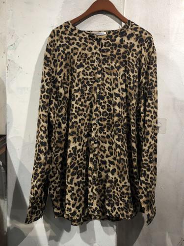 Van Heusen Studio leopard blouse +to 9