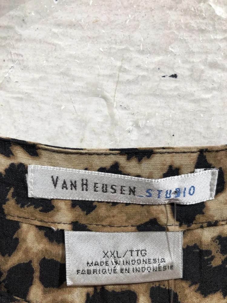 Van Heusen Studio leopard blouse +to 7