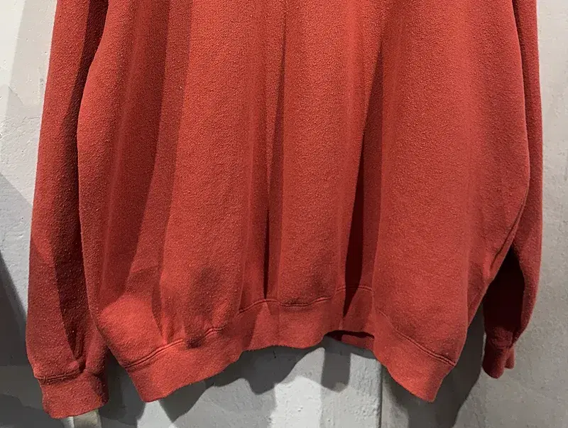 Kansaiman coral sweatshirt +to 5