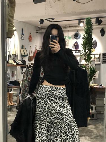 Black side shirring point long sleeve t-shirt +to 11