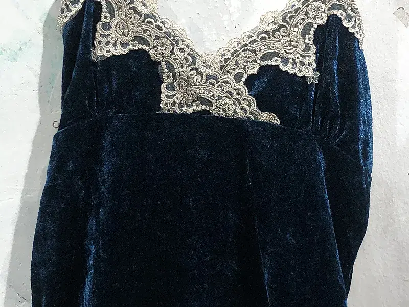 Turquoise lace velour sleeveless +to 8