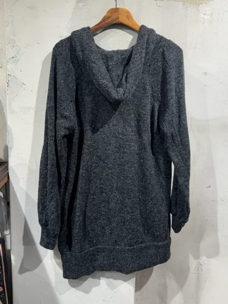 Ag Plus dark gray hoodie +to 7