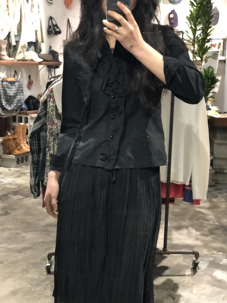 Chou Chou black ribbon blouse +to 5