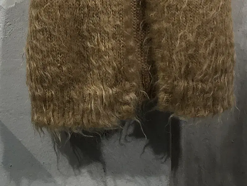 Super Hakka camel mohair sweater vest +to 9
