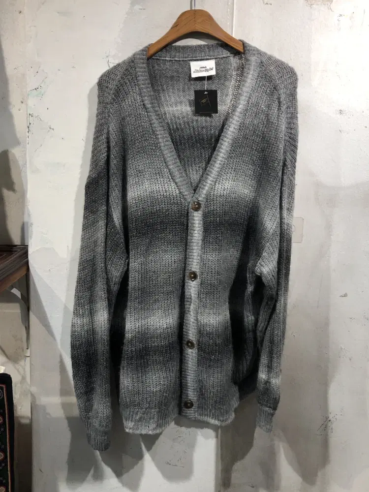 Attitude gray gradient wool cardigan +to 5
