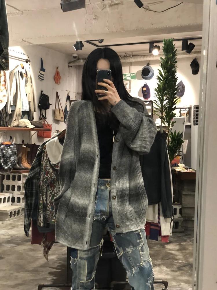 Attitude gray gradient wool cardigan +to 4