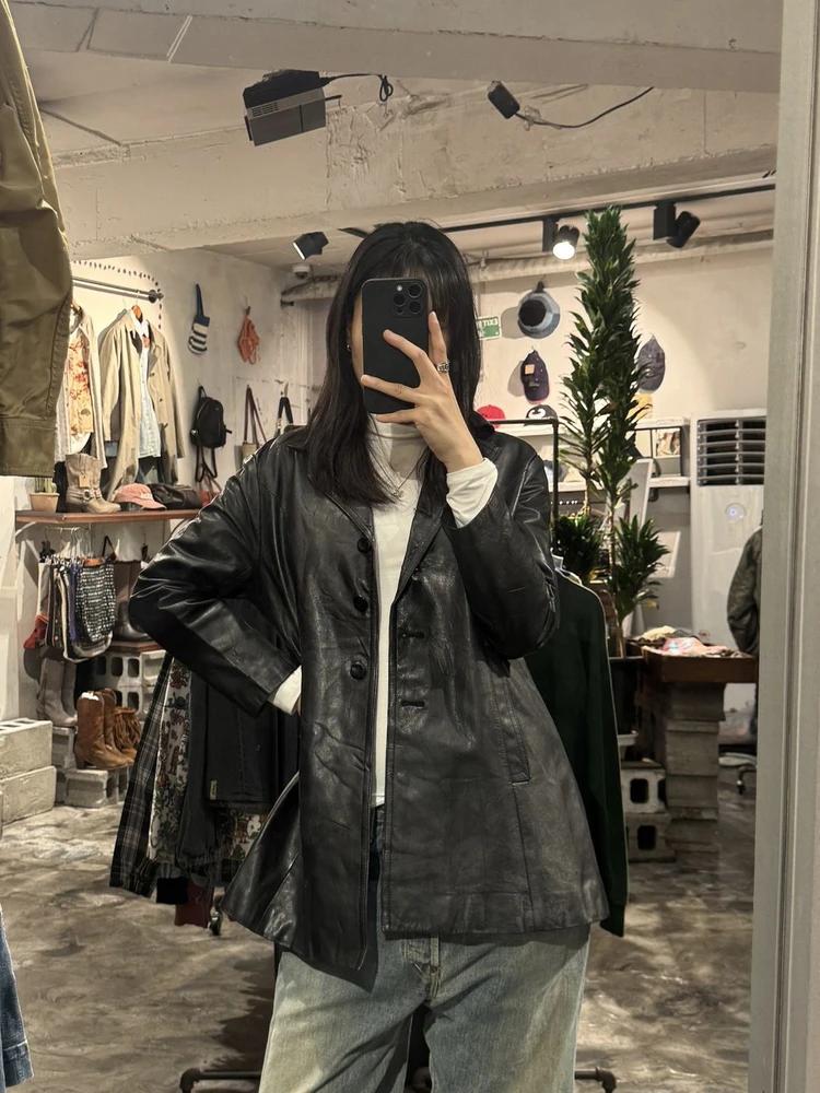 Black leather jacket +to 4