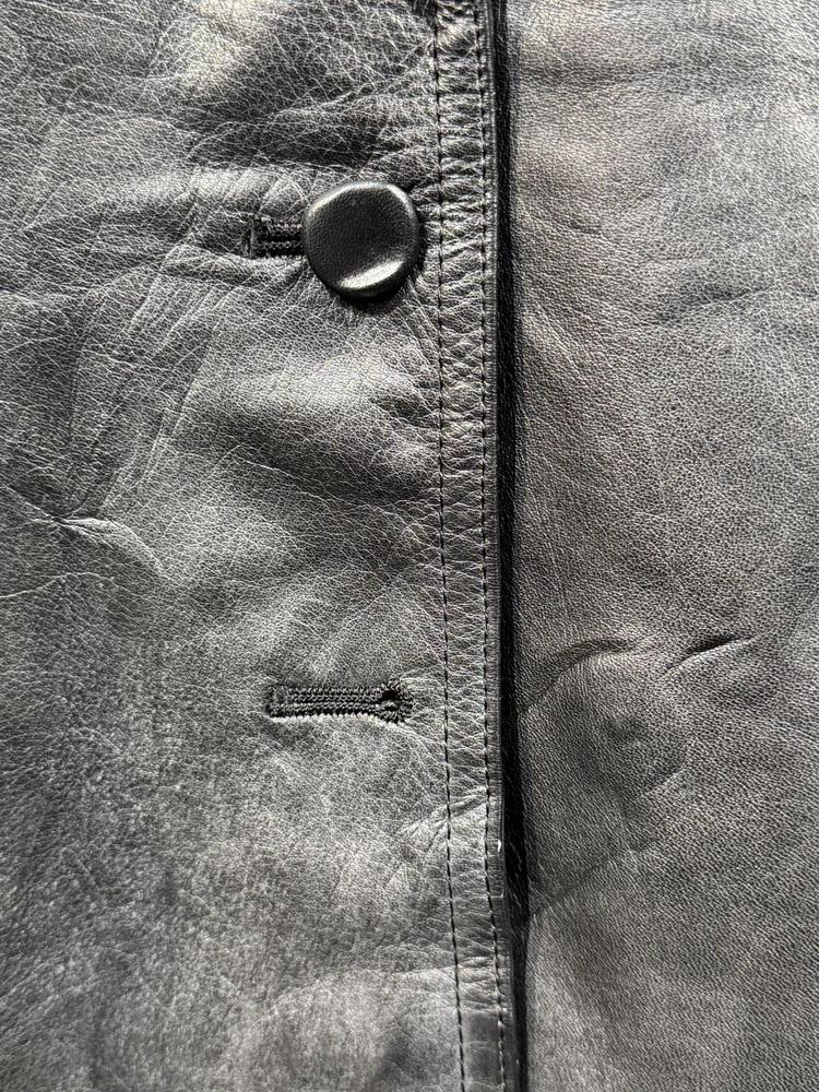 Black leather jacket +to 8
