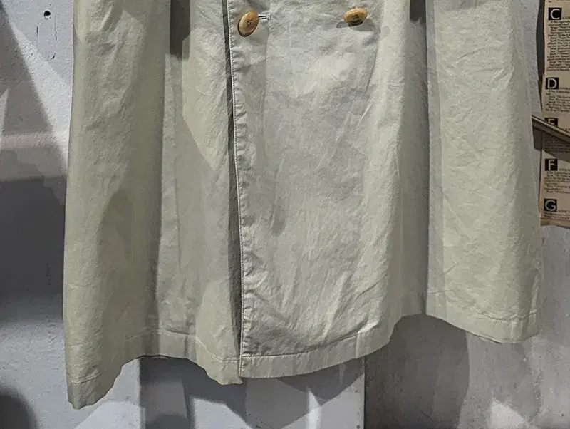 Burberrys beige trench coat_f 7