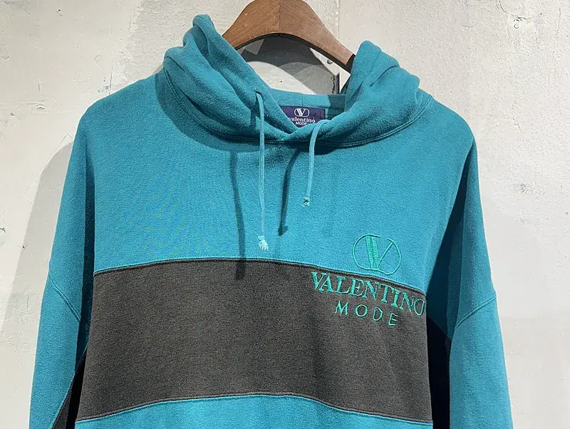 Valentino blue striped hoodie 4