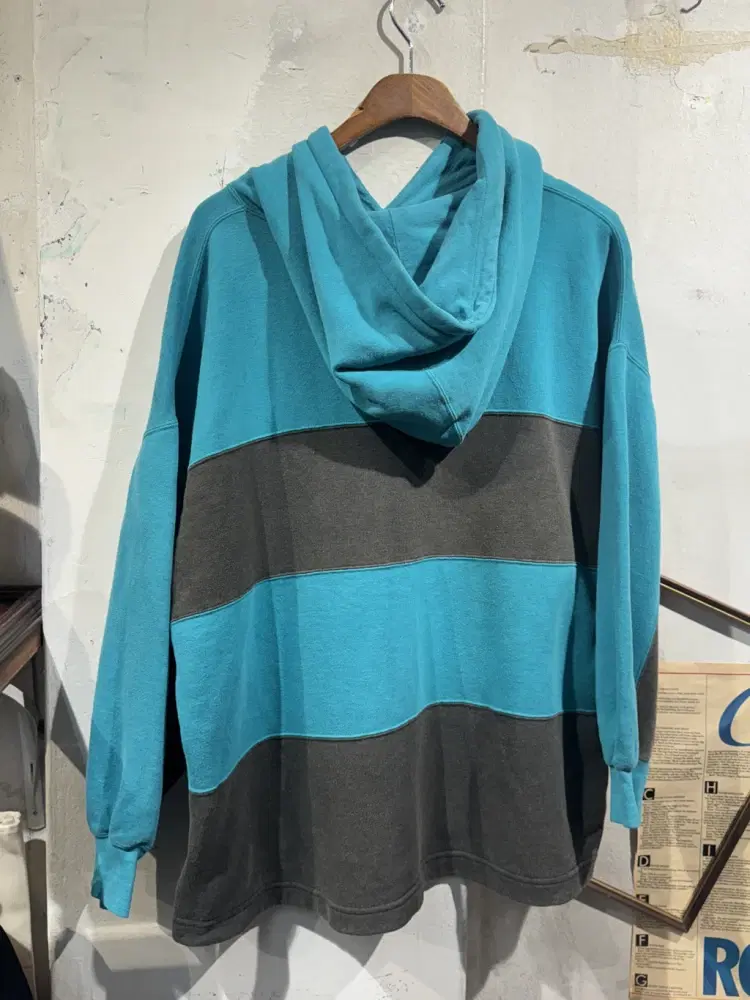 Valentino blue striped hoodie 7