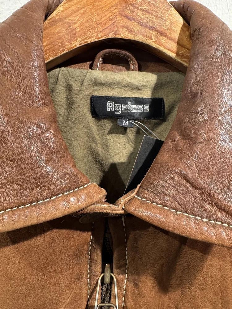 Ageless brown leather jacket +to 9