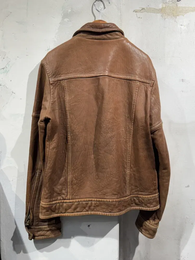 Ageless brown leather jacket +to 8