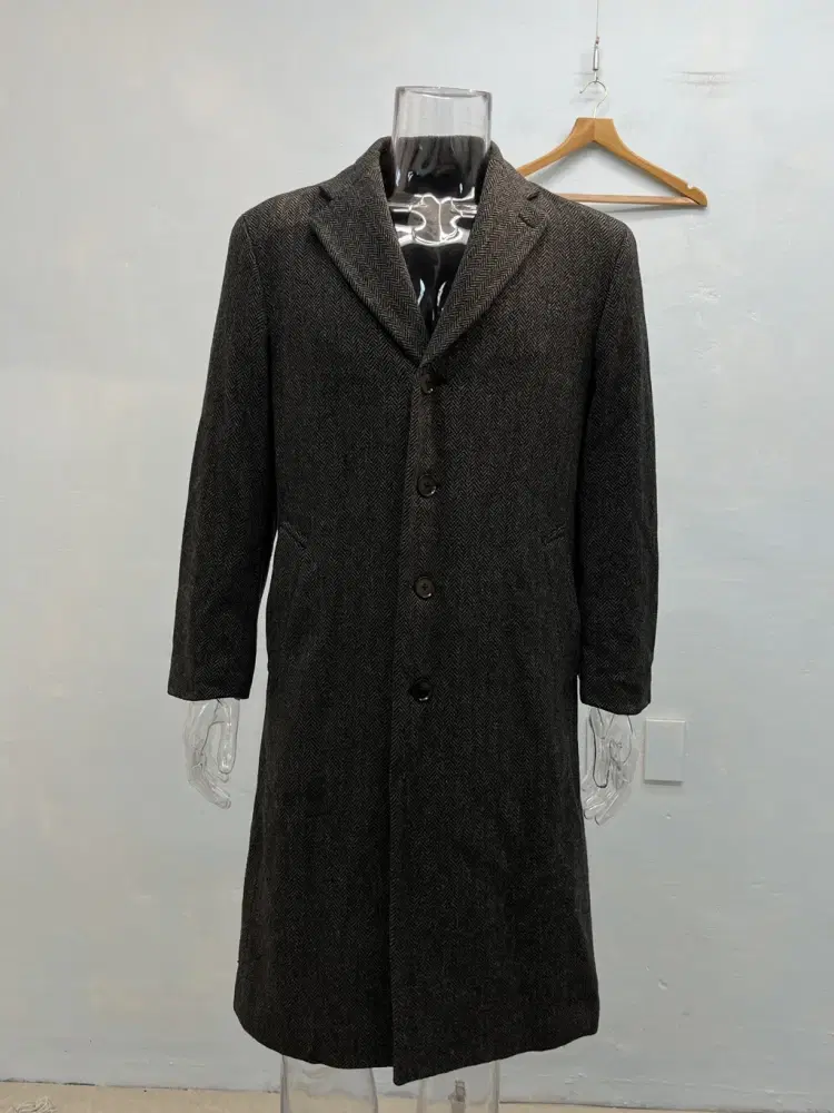 Isseymiyake black herringbone wool coat 3
