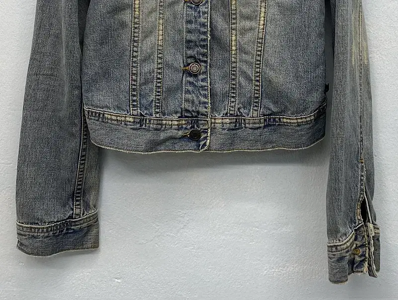 Abercrombie & Fitch denim jacket 9