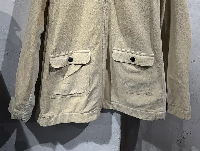 Kenzo beige jacket +to 6