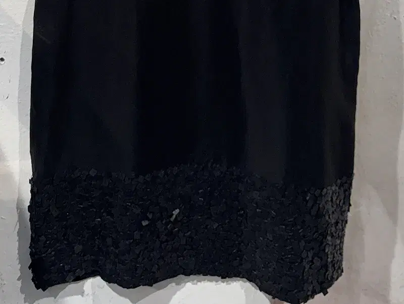 Dkny black sequin midi onepiece +to 6