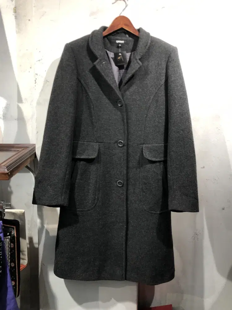 Dkny dark gray wool coat_to 3