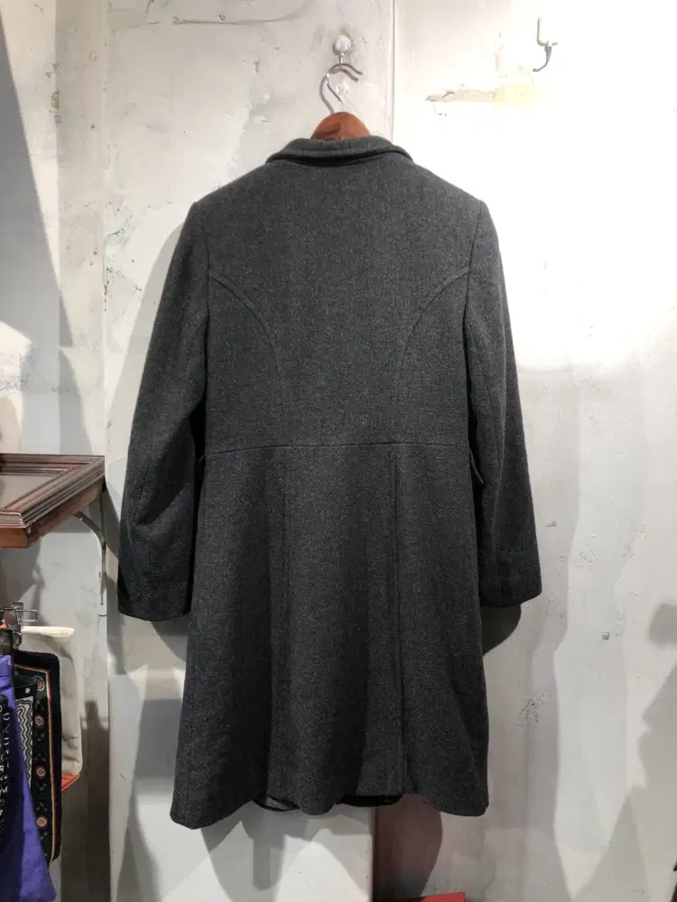 Dkny dark gray wool coat_to 6
