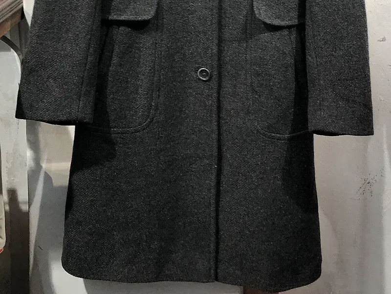 Dkny dark gray wool coat_to 5