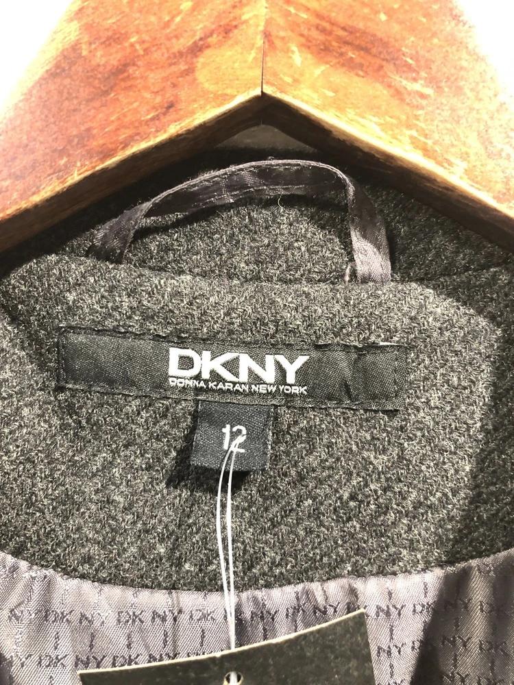 Dkny dark gray wool coat_to 7