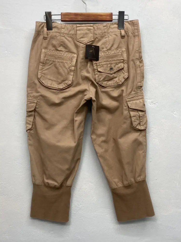 Burberry Blue Label beige ribbed hem cargo pants_f 10