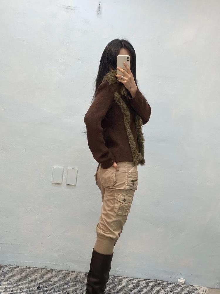 Burberry Blue Label beige ribbed hem cargo pants_f 4