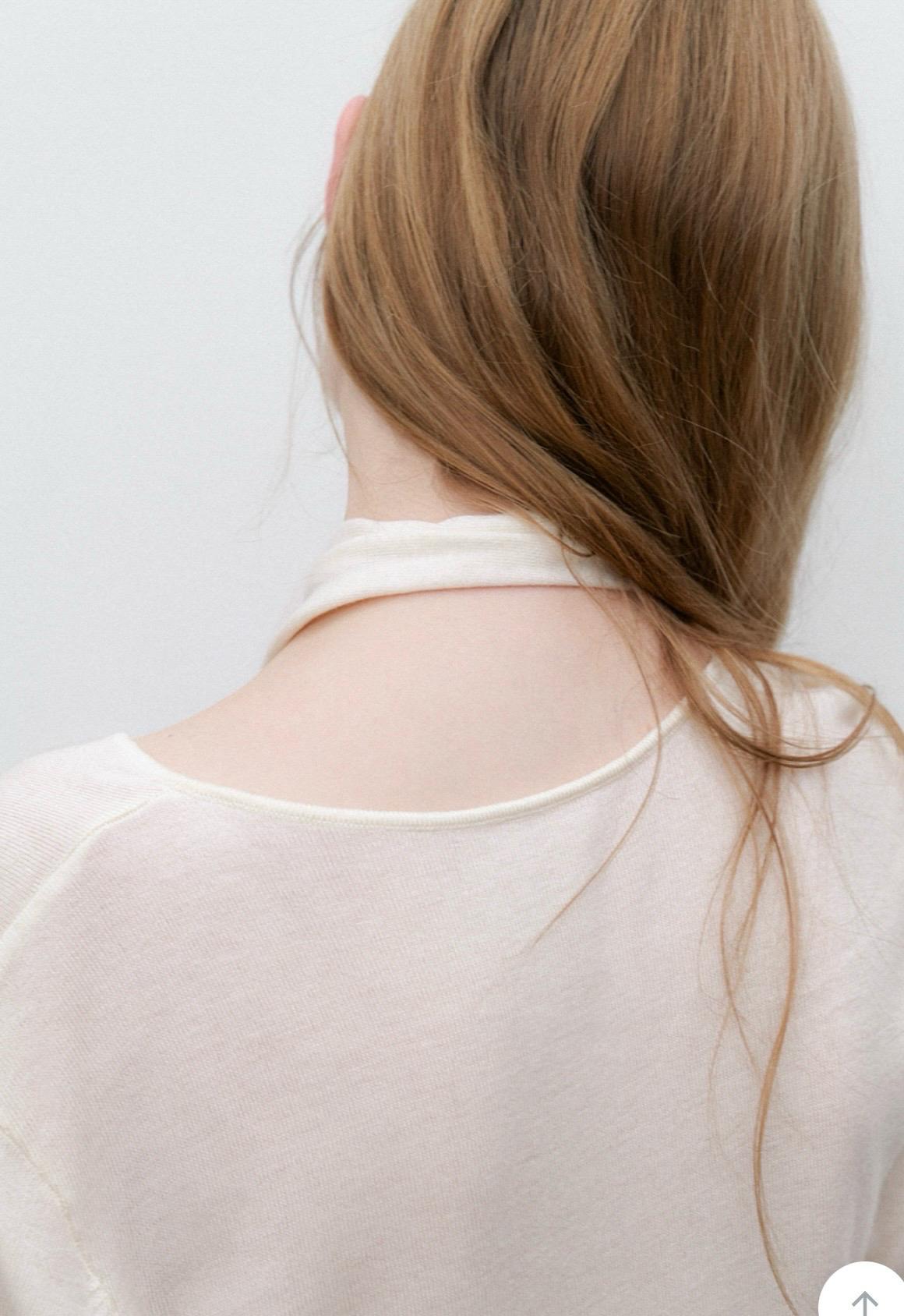아틀리에 나인 언밸런스 컷아웃 스카프 니트 아이보리 3