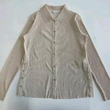 RE RHEE 리이 WIDE COLLAR PLEATED BLOUSE 2