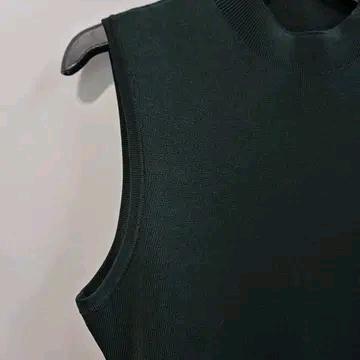 마쥬 슬리브리스 니트 원피스 5