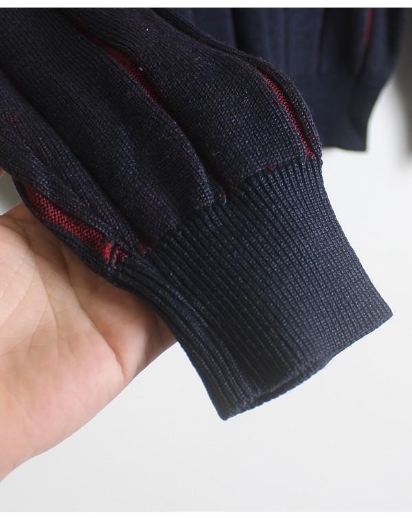 Burberrys' [Cashmere, Silk. Wool] 8