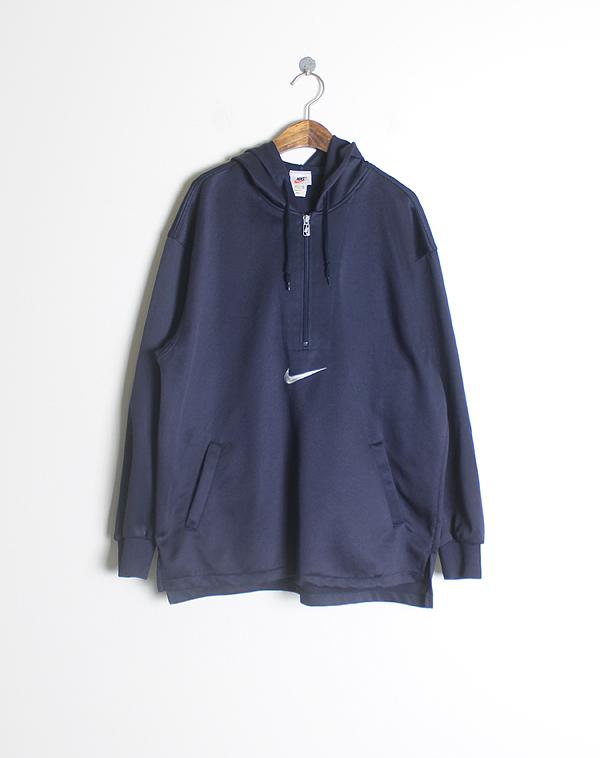 90s NIKE 2