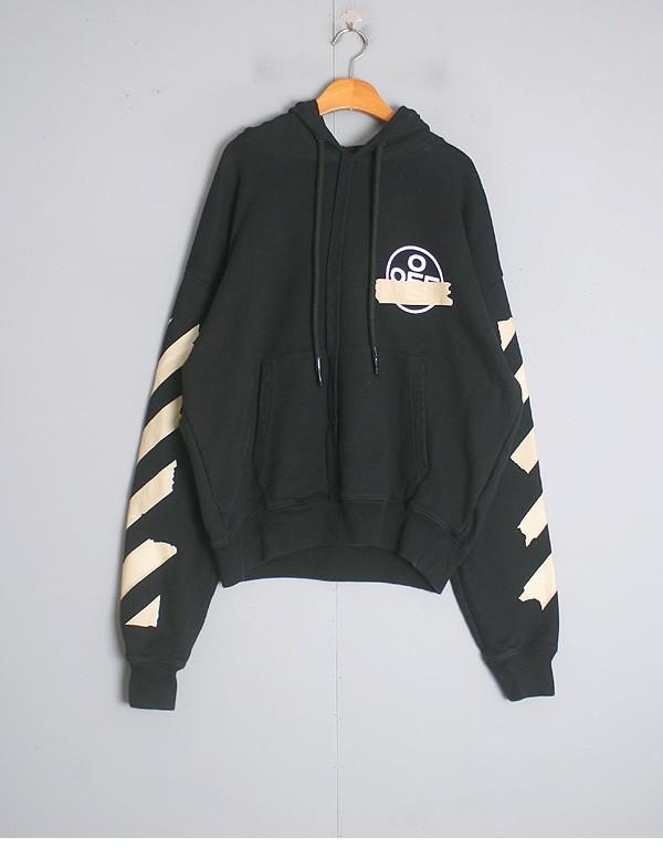 OFF-WHITE 3