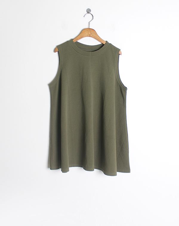 Women's Sleeveless Top 2