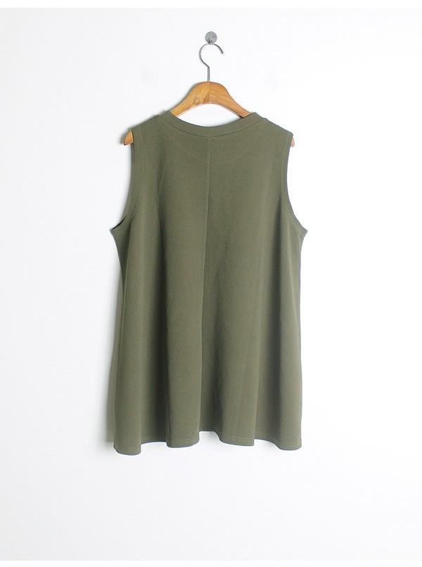 Women's Sleeveless Top 7
