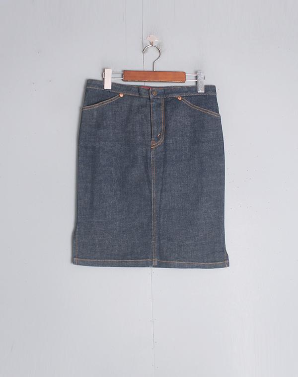 Levis RED TAB [28] 2