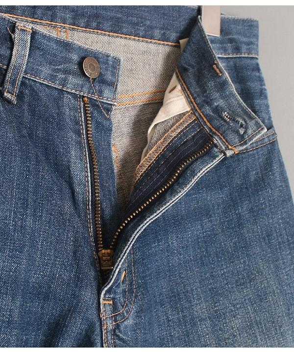 Levis [27] 7