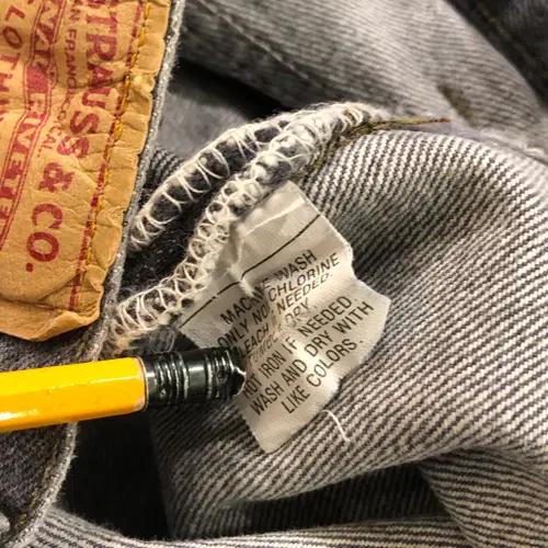 80s Levi's 501 denim pants USA made - 28 4