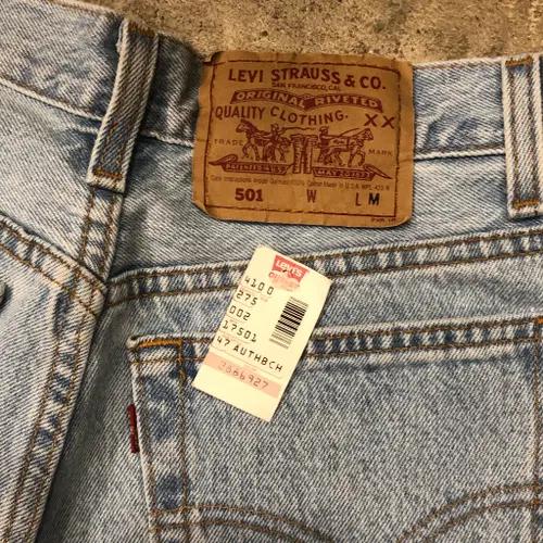90s deadstock levi's women 501- m 8