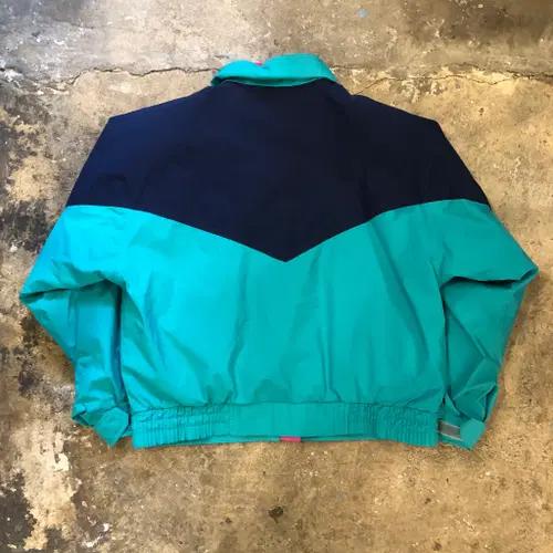 90s Eddie Bauer womens ski jacket 6