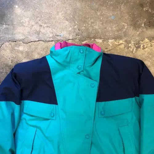 90s Eddie Bauer womens ski jacket 3