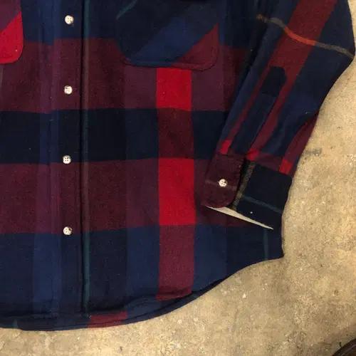 VTG Flannel Shirt 4