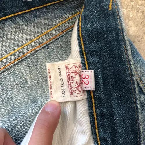 Y2K Evisu shorts - 32 4