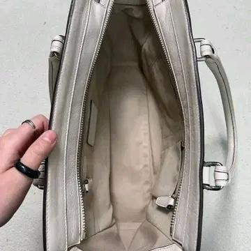 코치 아이보리 토트백 5