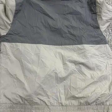일본판 EATON 바람막이자켓 사이즈 100-105 9