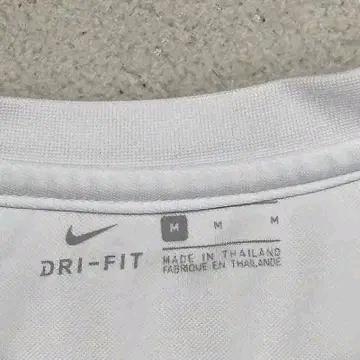NIKE 드라이핏 스우시 반팔티 화이트 M 6