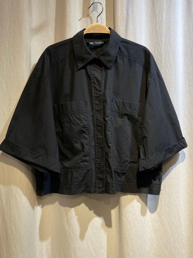 ZARA 숏 블랙 셔츠 2