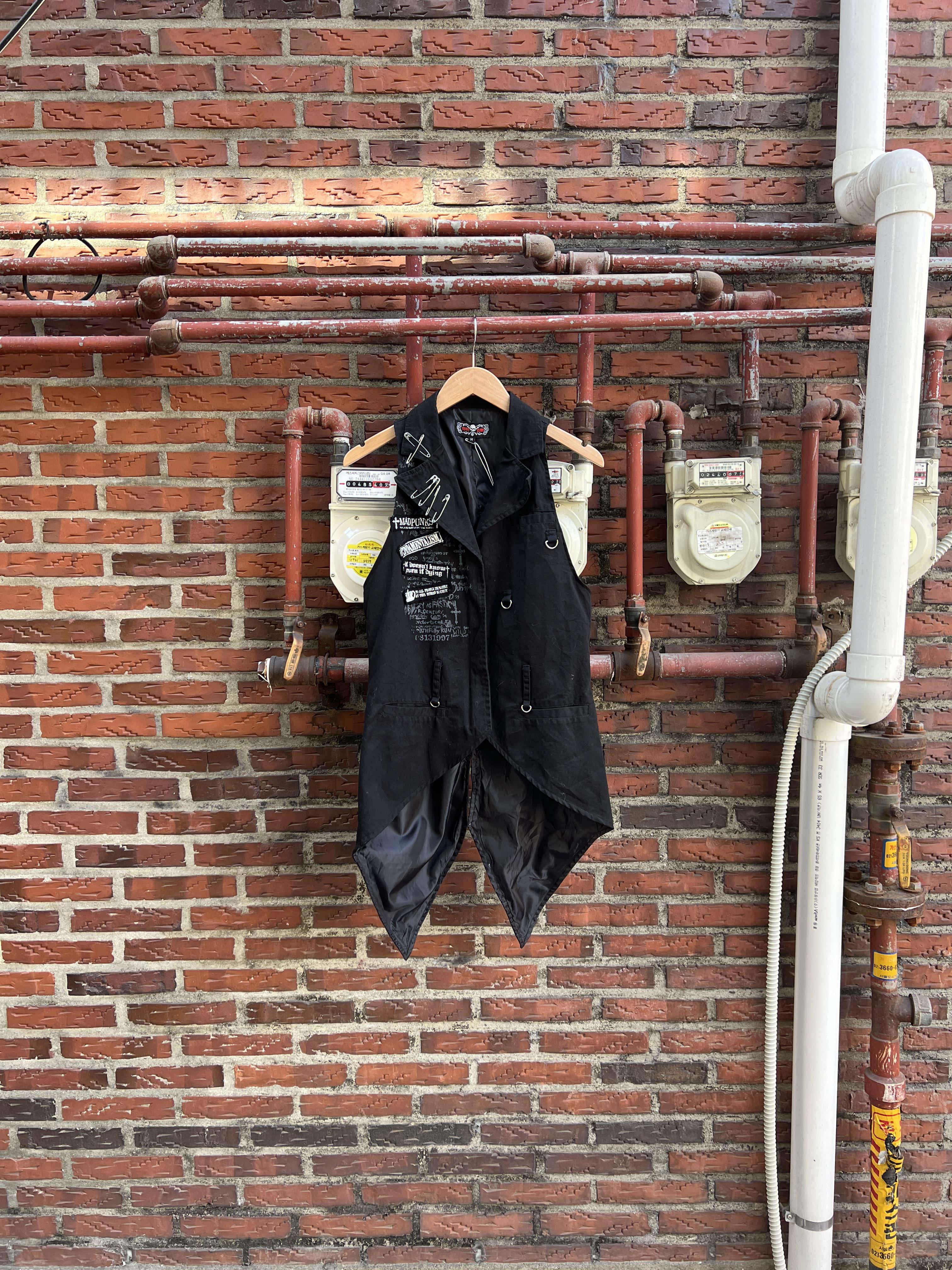 MAD PUNKS detail long vest 2