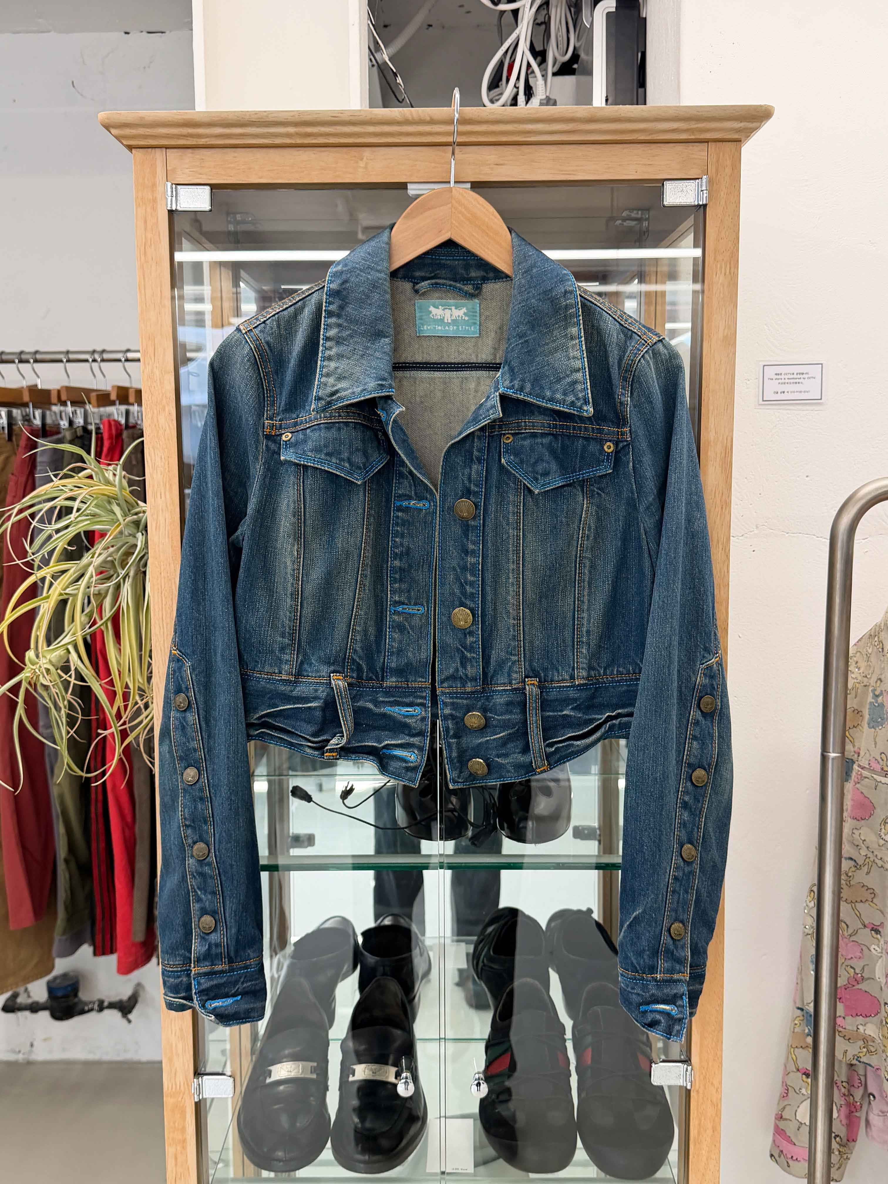 Levis lady denim jacket 2