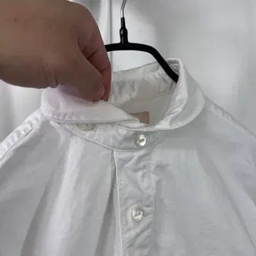 하버색 화이트 반팔 셔츠 4